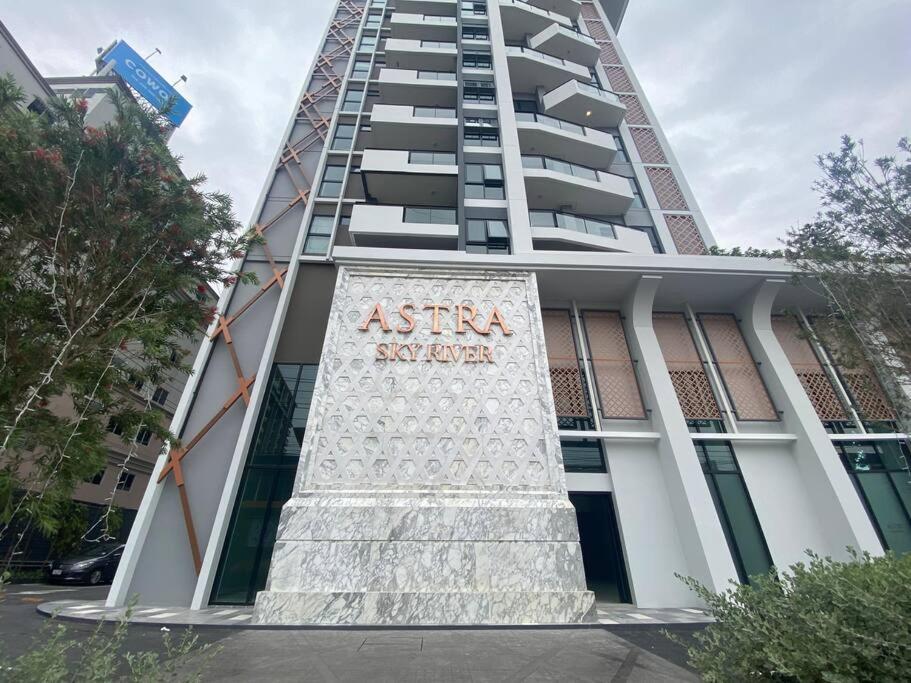 New & Cozy 2 Bedroom @ The Astra Sky River Čiang Mai Exteriér fotografie